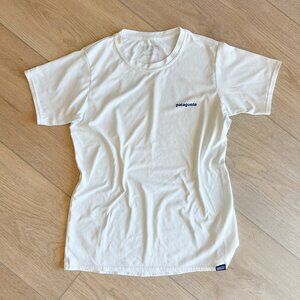 Patagonia Women's Capilene Graphic Cool Daily Shirt, White XS